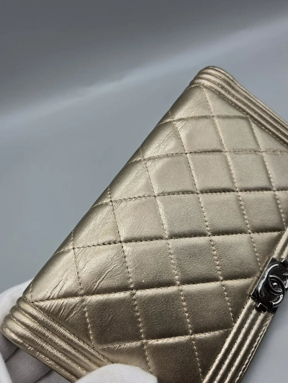 💛CHANEL Authentic Yen Gold Leather Wallet/Clutch💛